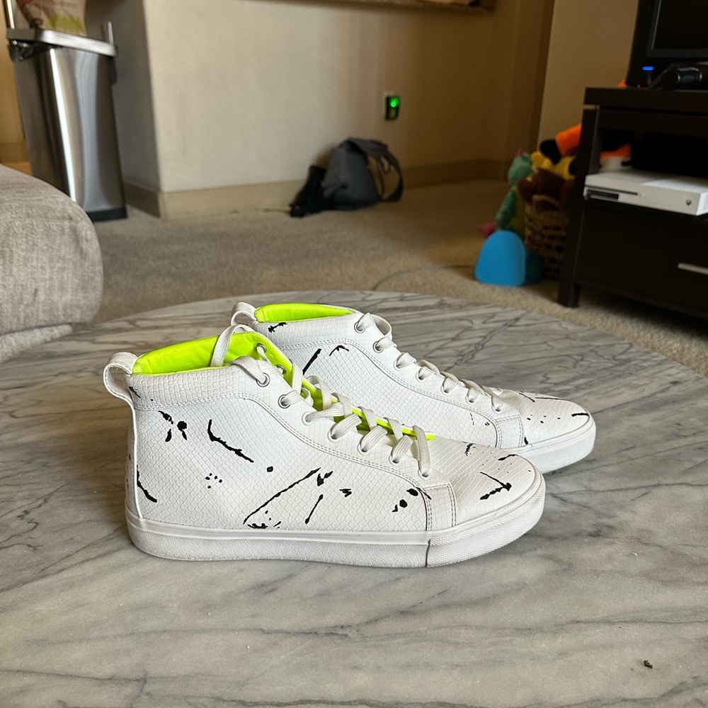 Men’s size 12 Zara White High-Top Sneakers with Neon Accents - EU 45